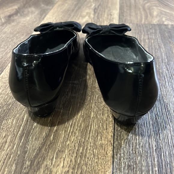 Paloma Picasso Black Kitten Heels - Picture 5 of 5